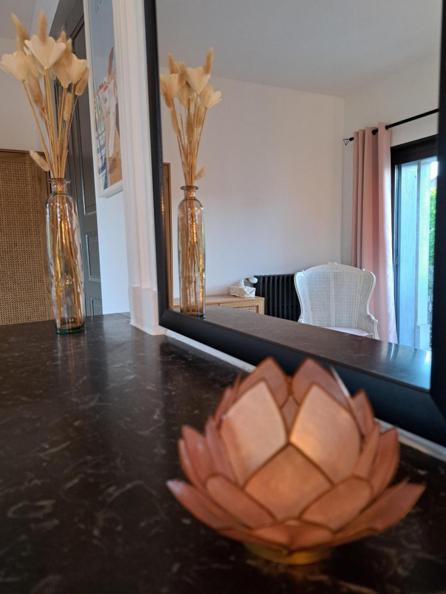 Les Gites De Monte Blanco Les Chambre D'Hotes Montblanc Bagian luar foto